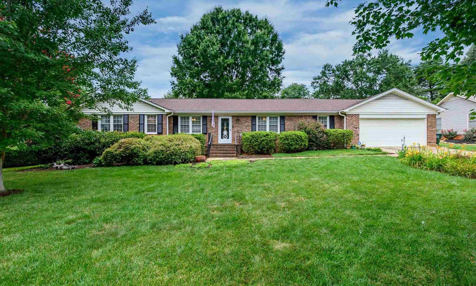 Property image 2 at 205 Eastwood Drive, Taylors, SC 29687