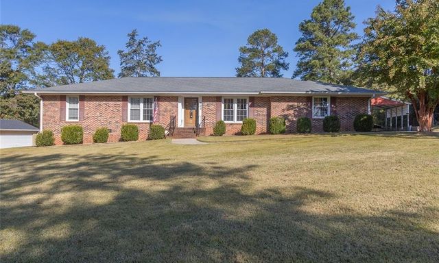 902 Huckleberry Lane