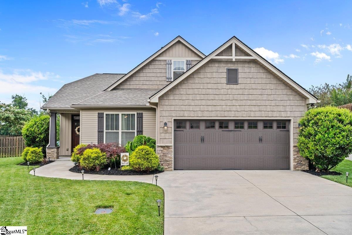 Property image 1 at 304 Shoally Lane, Greenville, SC 29607