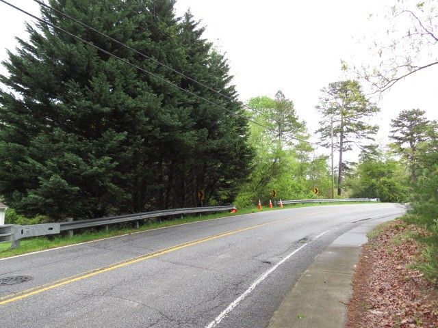 Property image 2 at 102 Edwards Mill Road, Taylors, SC 29687