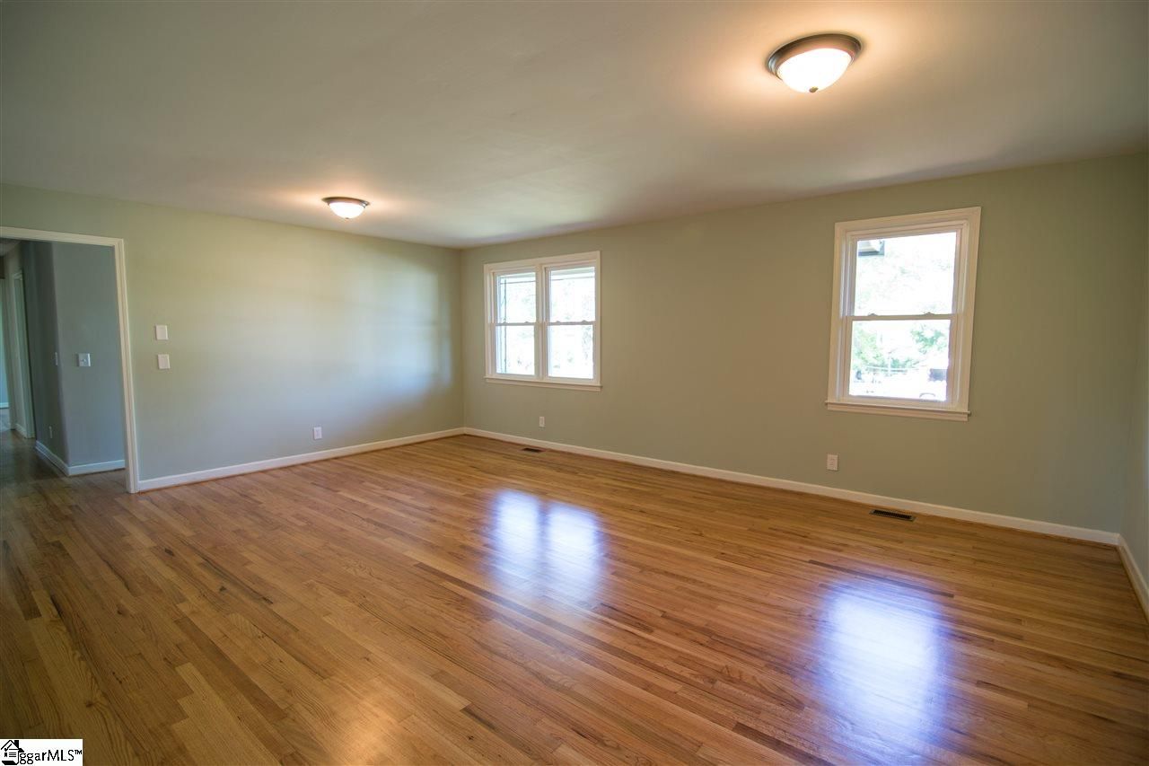 Property image 4 at 138 Barwood Circle, Greenville, SC 29611