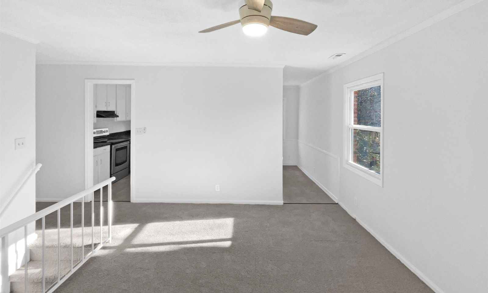 Property image 3 at 114 Woodridge Circle, Greenville, SC 29607-5324