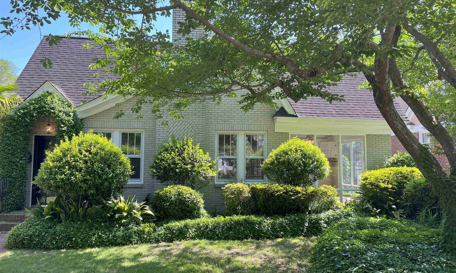 Property image 1 at 2424 Wilmot Avenue, Columbia, SC 29205-2353