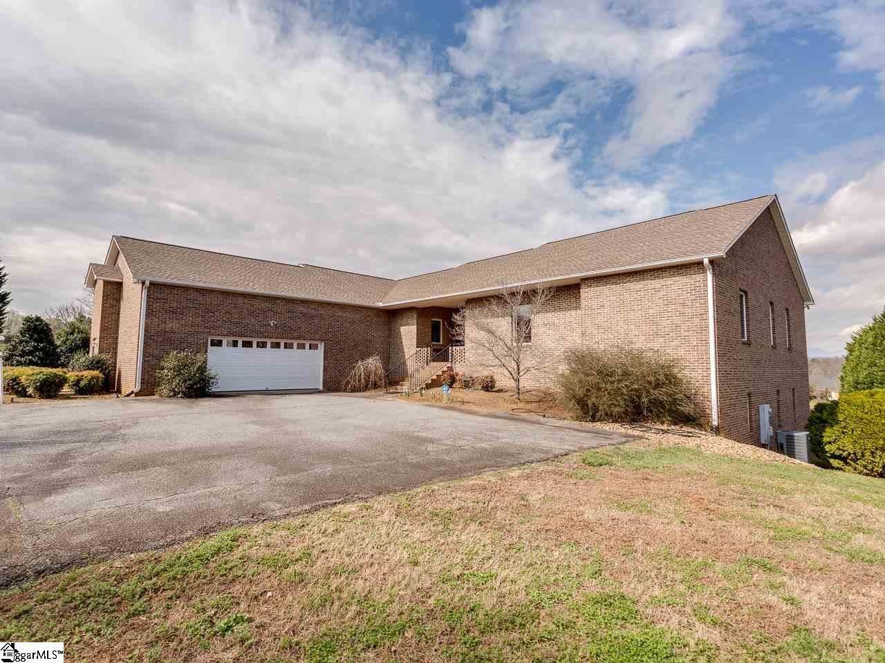 Property image 1 at 124 Carbandy Drive, Inman, SC 29349