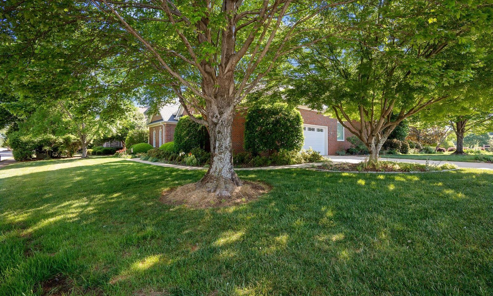 Property image 5 at 5 Kinross Row, Greer, SC 29650