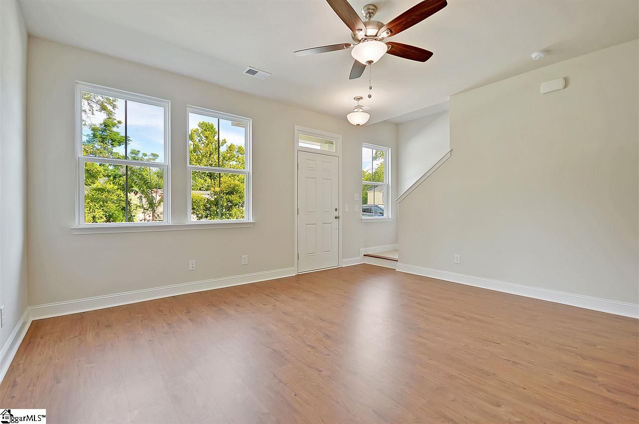 Property image 3 at 128 Valley Creek Drive, Boiling Springs, SC 29316