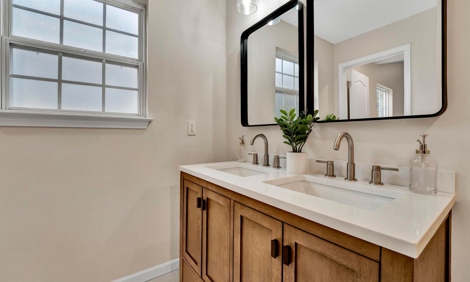 Property image 4 at 104 Alexan Drive, Simpsonville, SC 29681