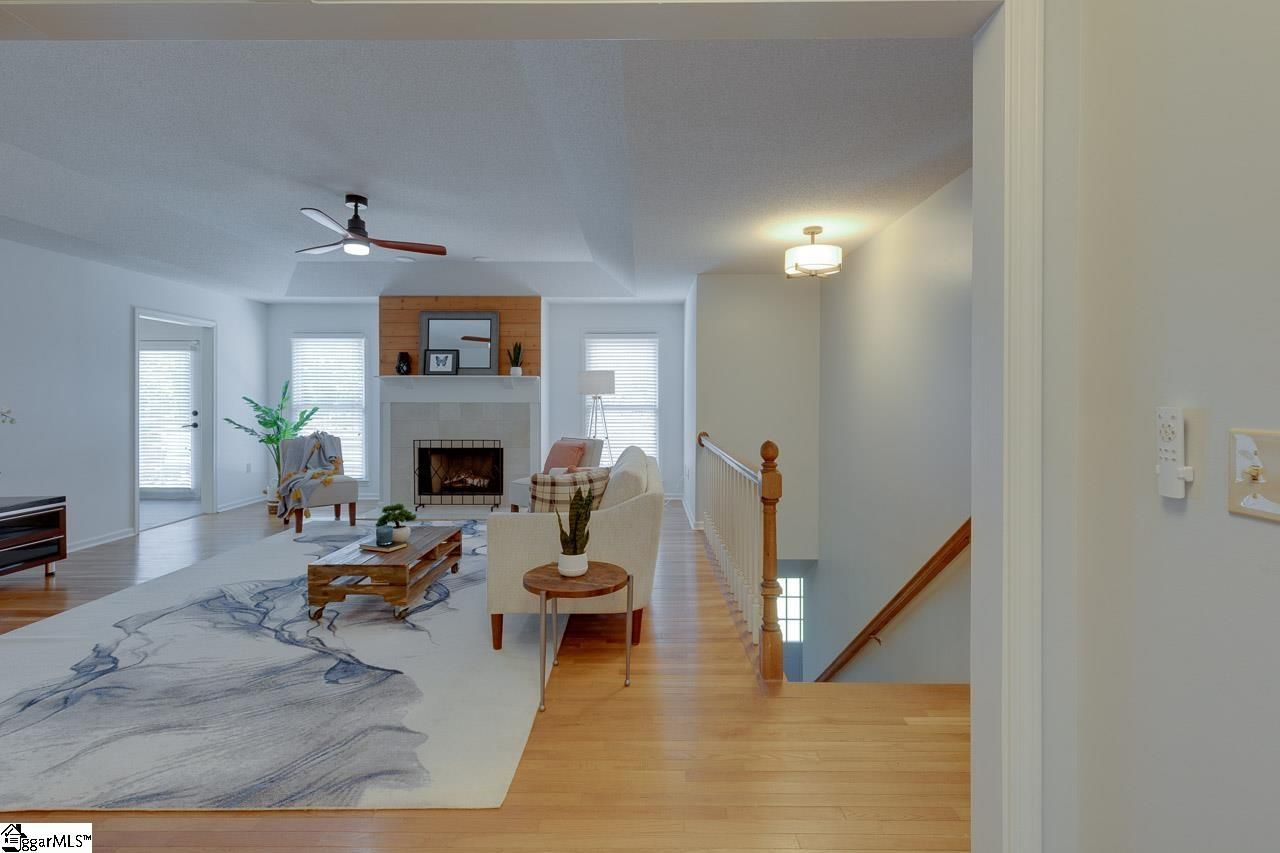 Property image 3 at 103 Shorecrest Drive, Seneca, SC 29672
