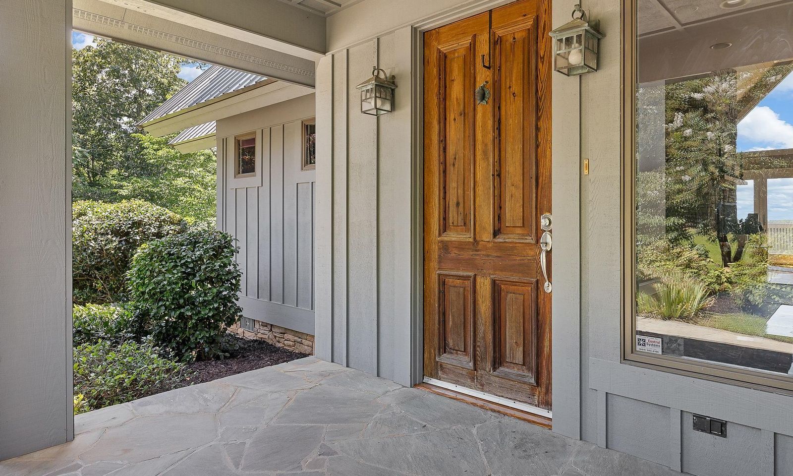 Property image 2 at 19 Knob Hill Lane, Landrum, SC 29356