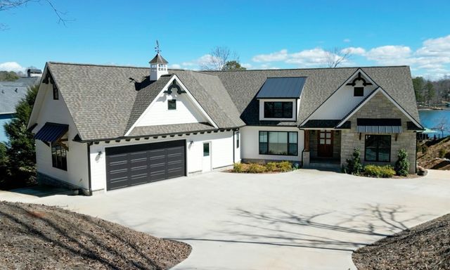 359 Stardust Lane