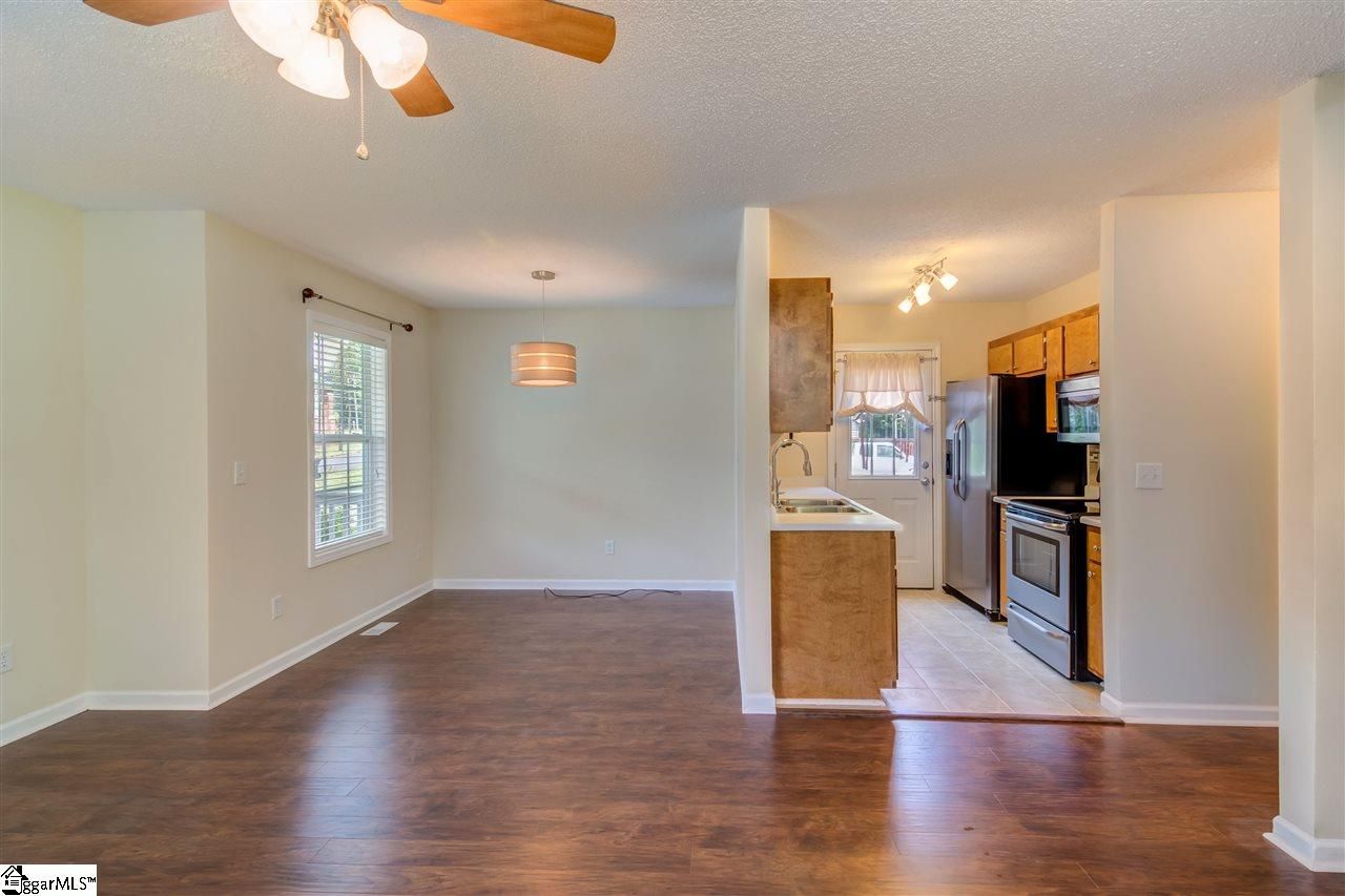 Property image 3 at 100 Marchant Street, Greer, SC 29651