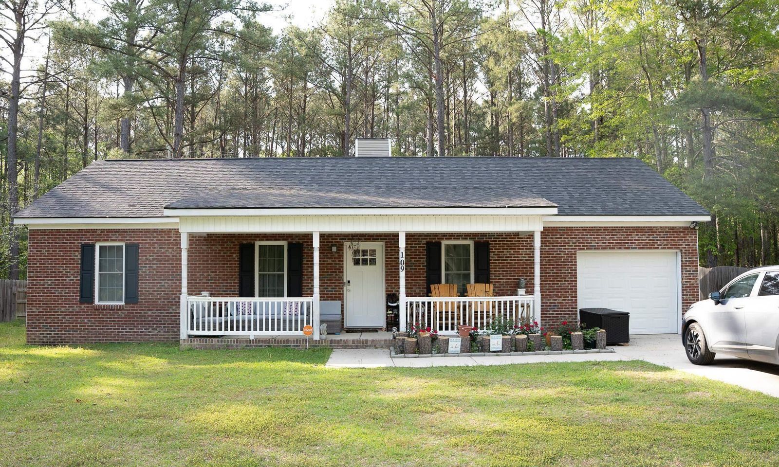 Greensprings, Columbia Community