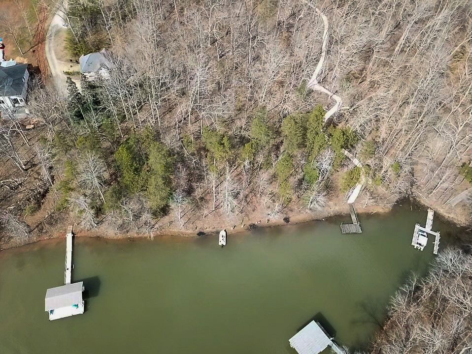 Property image 1 at 203 Sandy Point Drive, Anderson, SC 29625