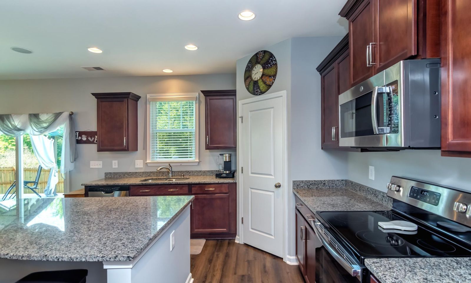 Property image 3 at 292 Autumn Glen Drive, Spartanburg, SC 29303
