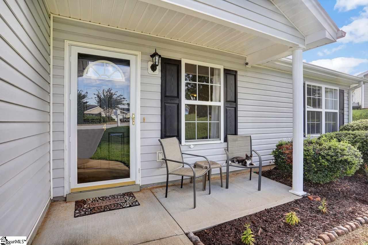 Property image 2 at 4 Novatak Court, Greenville, SC 29605