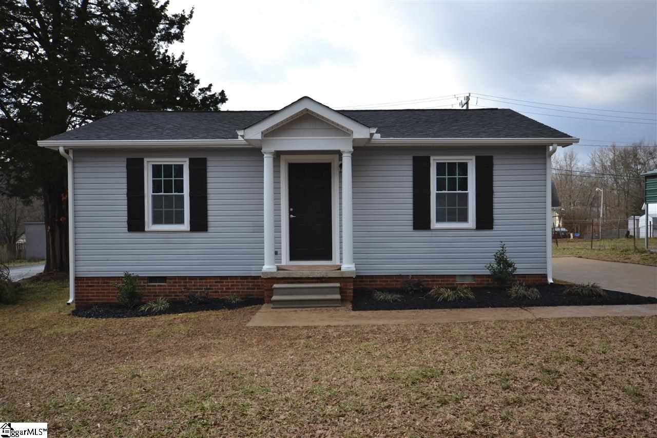 Main image of property at 501 Connecticut Avenue, Greer, SC 29651