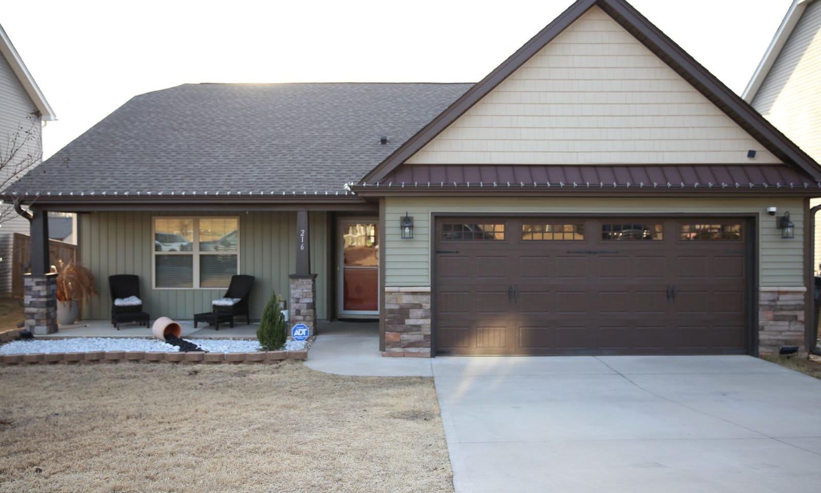 Briar Ridge, Greer Community