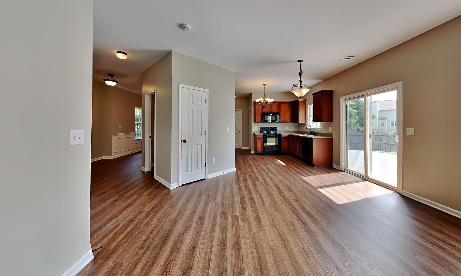 Property image 2 at 6 Golden Acre Court, Simpsonville, SC 29681