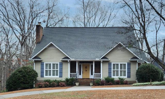 201 Valley Oak Drive