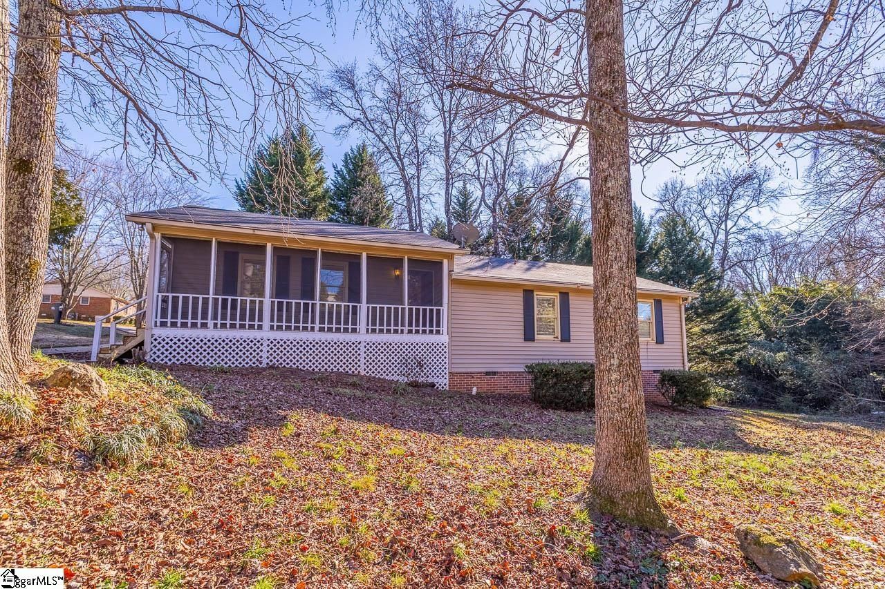 Main image of property at 419 Bent Creek Drive, Greer, SC 29650