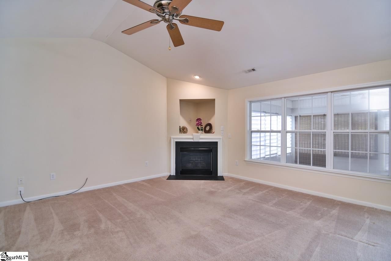 Property image 3 at 203 Crown Empire Court, Simpsonville, SC 29681