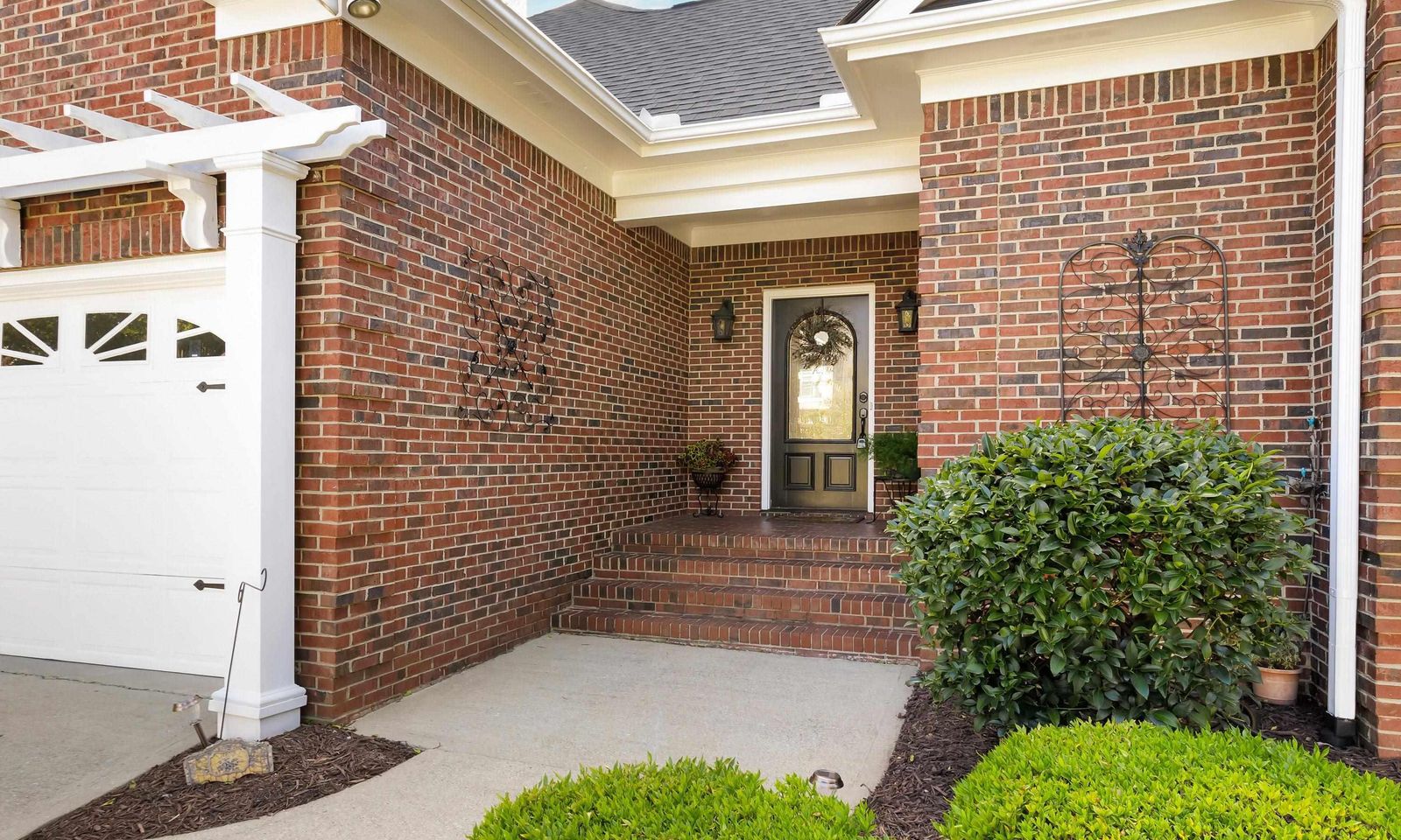 Property image 3 at 200 Green Arbor Lane, Greenville, SC 29615