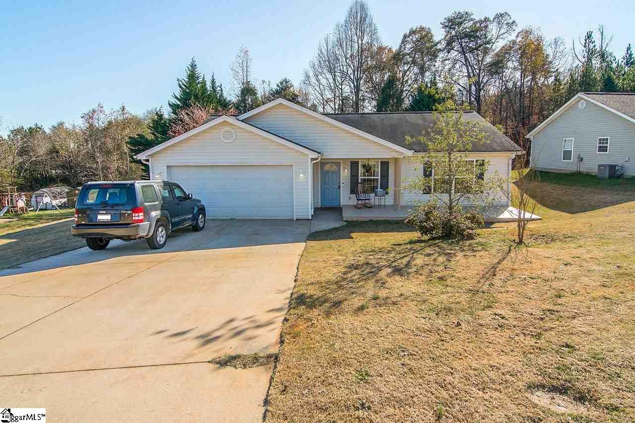 Property image 3 at 12 Sunset Mountain Court, Travelers Rest, SC 29690