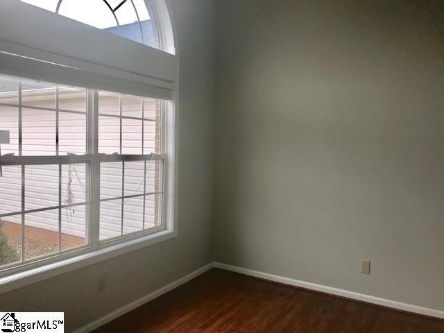 Property image 4 at 303 Winding Brook Court, Greenville, SC 29617