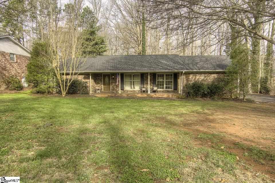 Main image of property at 39 Lucille Court, Spartanburg, SC 29307