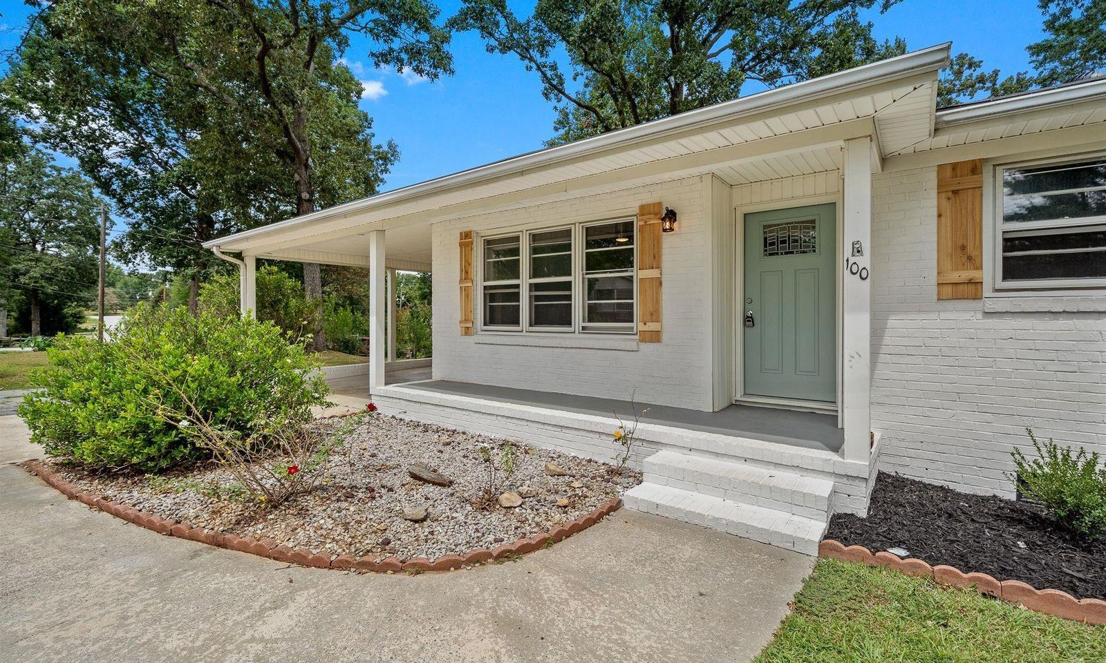 Property image 5 at 100 Swinton Drive, Greenville, SC 29607