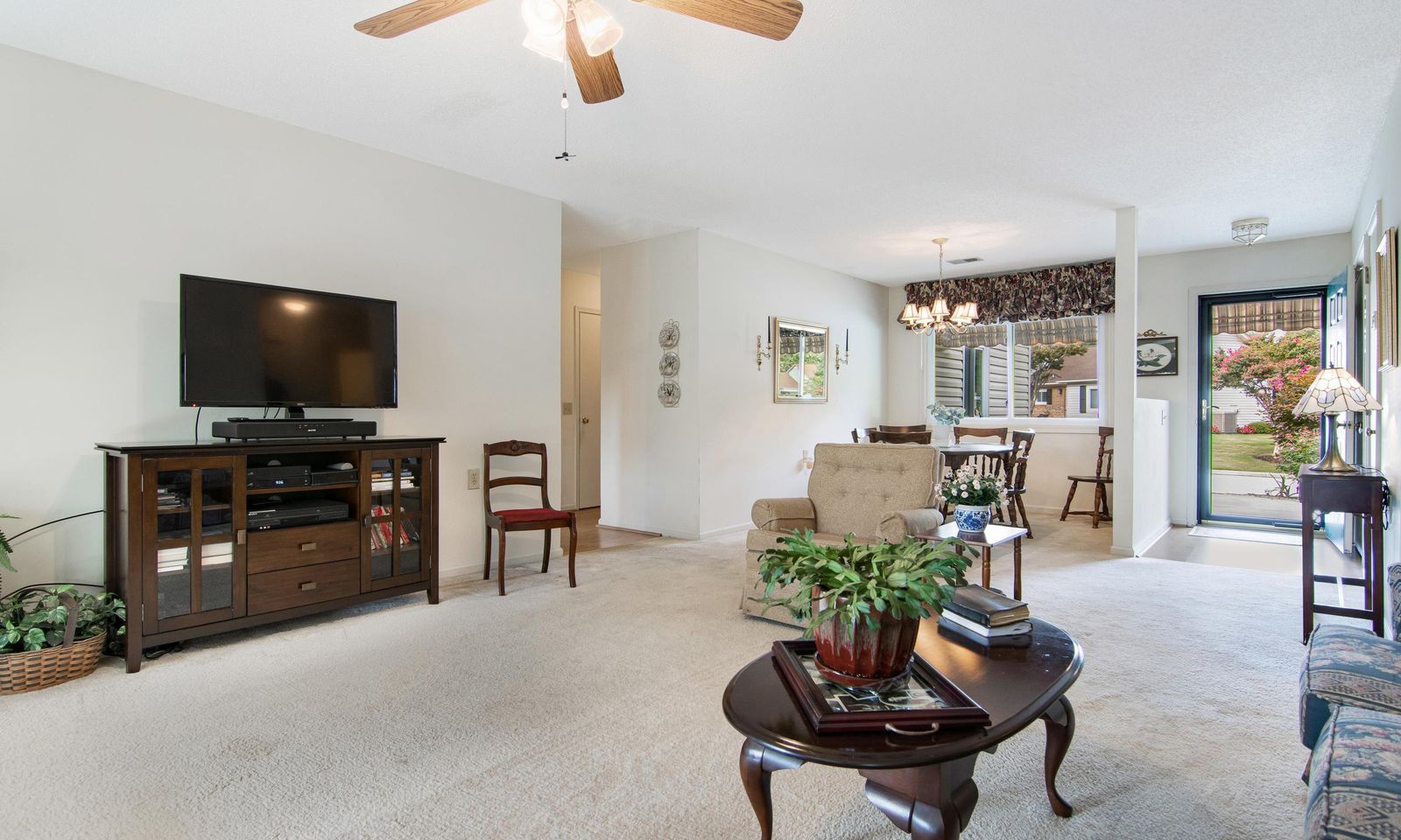 Property image 5 at 201 S Woodgreen Way, Greenville, SC 29615